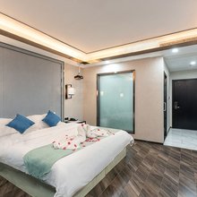 天津东岸酒店(天津西青大学城店)