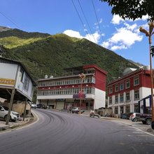 德钦升平镇梦圆商务酒店