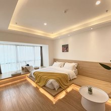 成都Rat Tat 设计师公寓 (成都东站店)