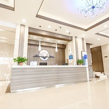 客优艺术酒店(平顶山火车站店)