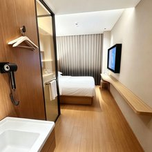 润初·暖居民宿