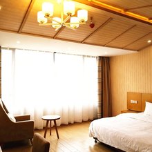 黄姚云山悦景酒店