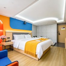 小城故事轻宿(普宁流沙人民公园普宁高铁站店)
