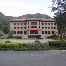 巩义新龙苑酒店
