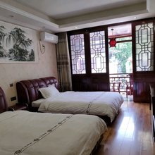天逸酒店(雅安上里古镇店)