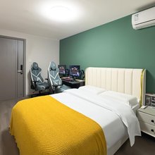 灵风电竞民宿(南京夫子庙店)