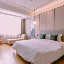 清沐铂金酒店(马鞍山师范学院蒙牛工业园店)