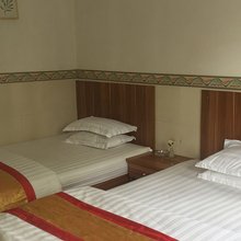 吉祥公寓(龙归金铂广场店)