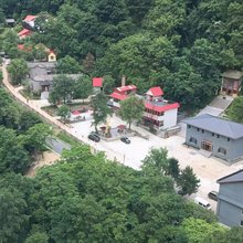 红河谷凤凰山庄