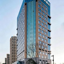 宁波高新区江南路亚朵酒店