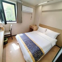 海东千寻客旅馆