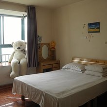 南京小熊公馆家庭公寓
