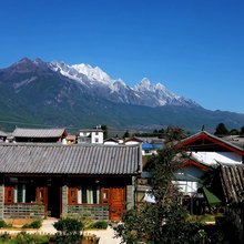 登巴雪山国际青年客栈(白沙古镇店)