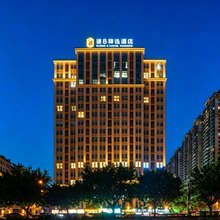 速8精选酒店(成都龙泉经开区总部经济港店)
