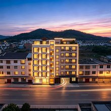 绵阳·泊雅云享酒店(绵阳国际会展中心师范学院店)