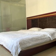 防城港隆苑宾馆