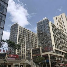 光屿影音民宿(昆明高铁南站呈贡大学城店)