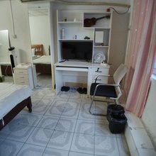开心公寓(半仙山村店)