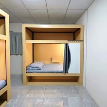 京鱼青年公寓(石湖东路地铁站店)