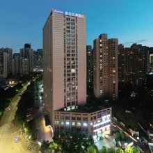 凯里亚德酒店(昆明高新区吾悦广场店)