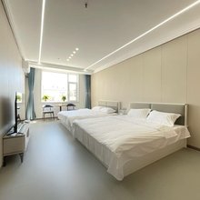 吉地Meeting·简约设计民宿(延吉客运总站店)