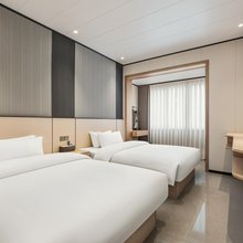 奇龙廷安宾馆