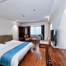 小涵家酒店(郑州会展中心高铁东站店)