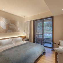东湖观邸·山南小院(国宝大道店)