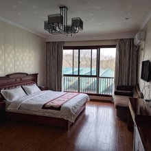 百花村小木屋民宿