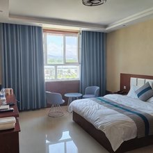 鸿哲酒店