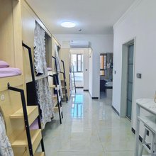 槐西栖里青年民宿(保利中心店)