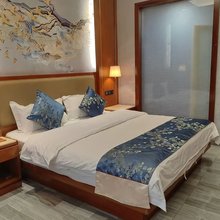 新平鑫恒酒店
