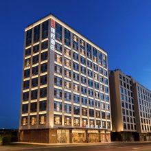 臻程酒店(北京南站西铁营地铁站店)