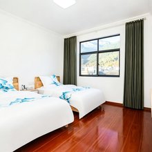 枕山观海民宿(大理银桥店)