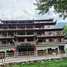 牯牛降御龙山庄