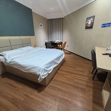 阡陌宾馆