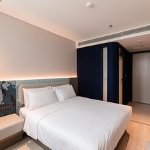 云锦公寓(无锡太湖国际博览中心海岸城店)