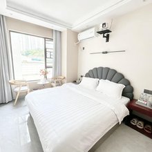正安浪点宾馆(吉他文化广场店)
