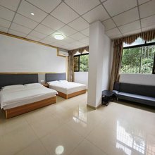 龍祥公寓(潮州古城潮枫路店)