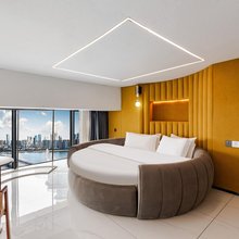 德赢名宿(长沙月亮岛罐子岭地铁站店)