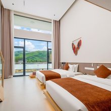 云圣·繁花|庭院观景|LOFT家庭亲子民宿(那拉提景区店)