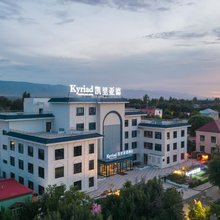 凯里亚德酒店(巩留人民广场店)
