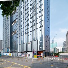 新悠Tower·影音行政公寓(深圳罗湖口岸国贸地铁站店)
