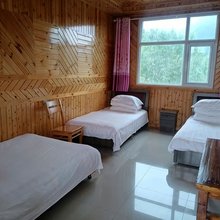 拉尕山谈六霞民宿