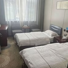 华贸商务酒店