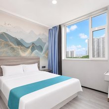 青岛品悦轩公寓(台东步行街泰山路地铁站店)