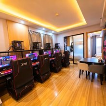 旗鱼电竞民宿(银川阅彩城店)