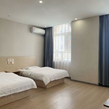 暖娃宾馆(齐齐哈尔第一医院南院高铁南站店)