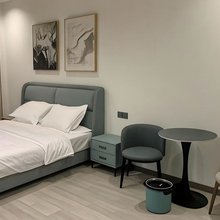 悦家民宿(清明上河园店)