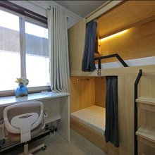 秋拾青旅(小寨大唐不夜城店)